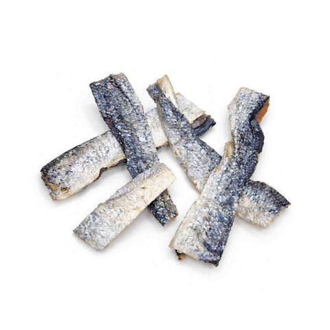 Pelle di salmone essiccata, masticativi naturali per cani ricchi di omega 3 e 6.