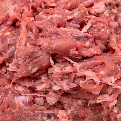 Polpa di bufalo macinata fresca, ideale per un'alimentazione sana per il tuo cane.