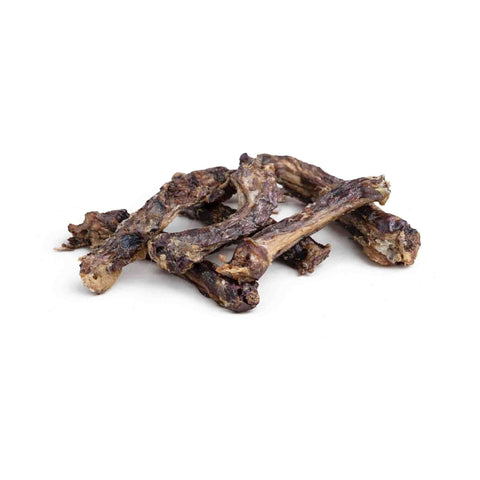 Colli di pollo essiccati, snack naturale masticabile per cani di tutte le taglie ed età.